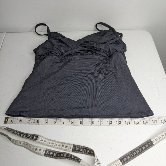 La Blanca black twist halter tankini top 10 - Picture 5 of 8